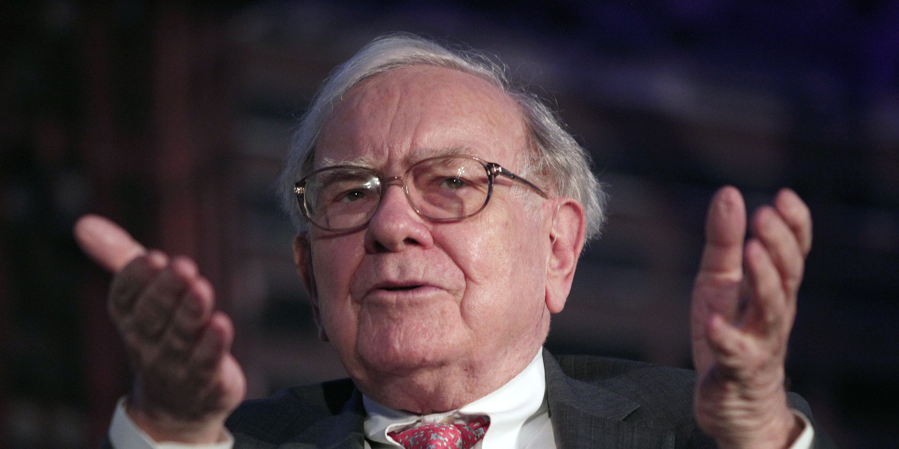 microsoft, warren buffett had to work from his iphone for days after lines went down at berkshire hathaway