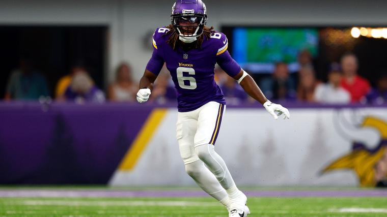 5 vikings who could be surprise cuts this offseason