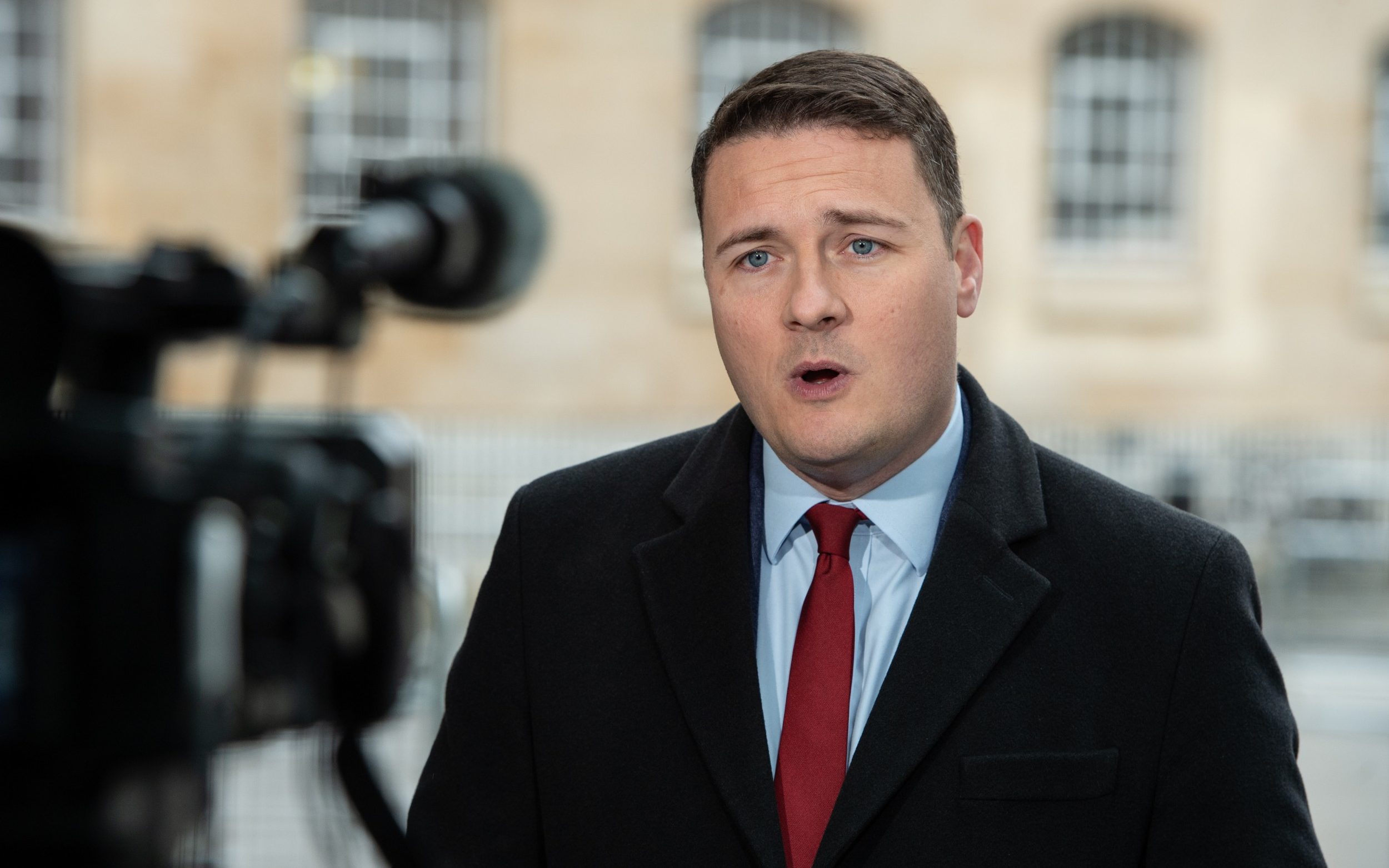 labour in talks with more tory mps about defecting, says streeting