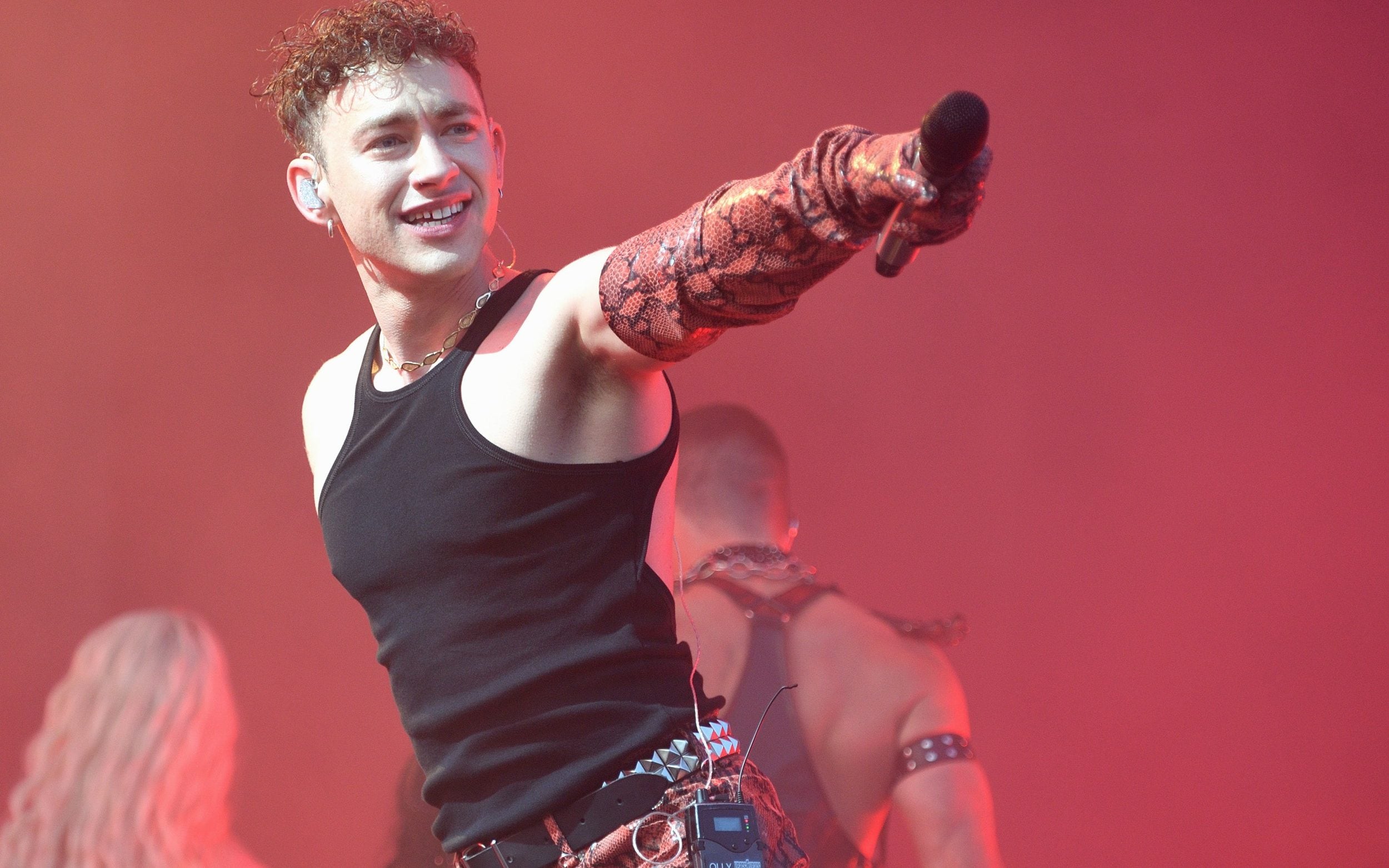 olly alexander’s dizzy is not the eurovision banger the uk needs