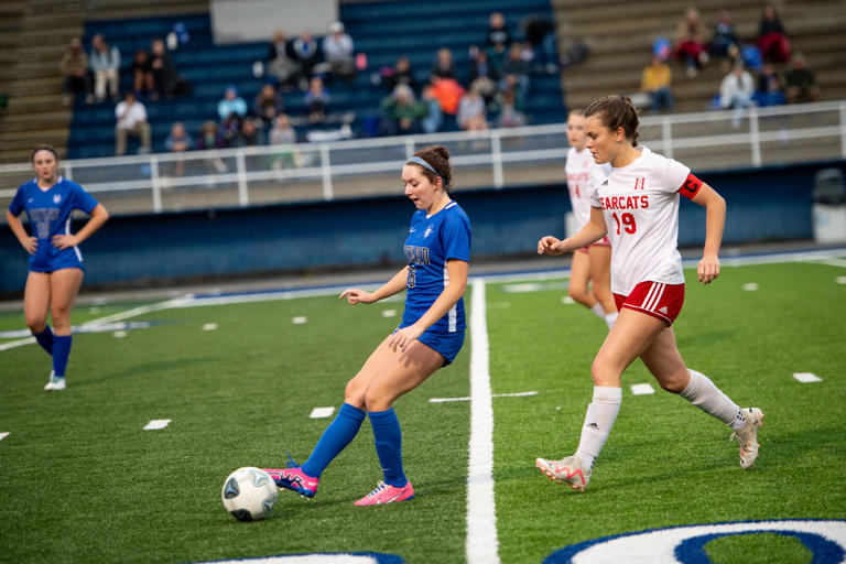 Marianne Maxon's hat trick lifts West Henderson to 3rd round of NCHSAA