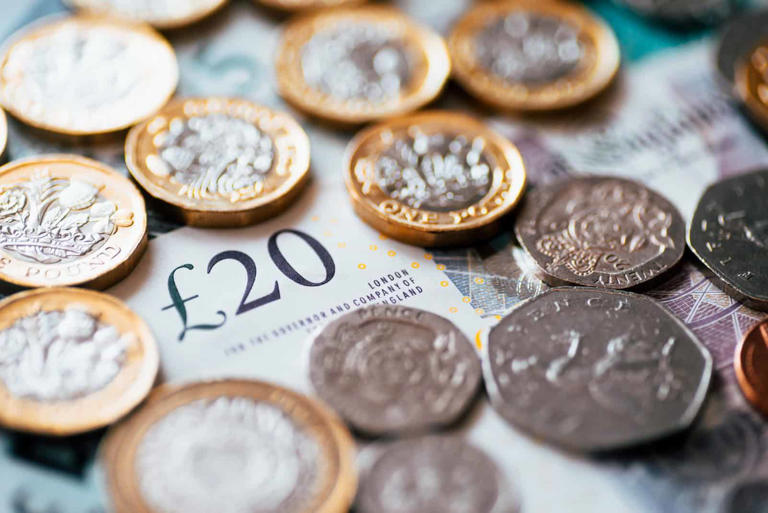 This £20k ISA delivers £1,961 of cash passive income a year
