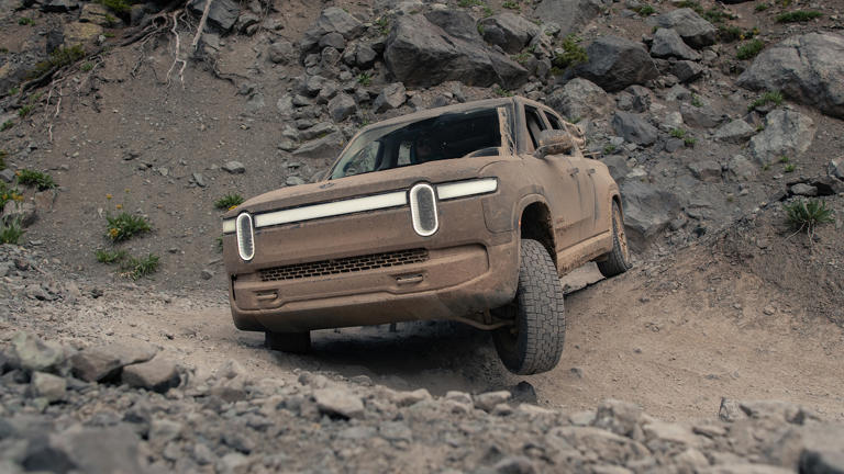 2024 Rivian R1X: Taking the Off-Road EV Beyond Plaid