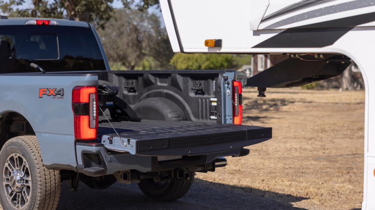 2023 Ford F-Series Super Duty Bolsters Tow Technology Package