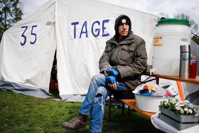 nach 31 tagen: 61-jähriger brach klima-hungerstreik wegen lebensgefahr ab