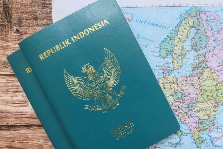 Daftar 45 Negara yang Menerima Paspor Indonesia Tanpa Visa 2025