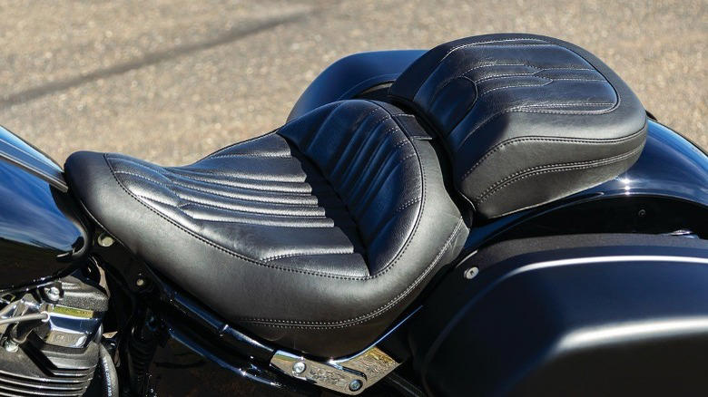 amazon, who makes mustang motorcycle seats & are they any good?