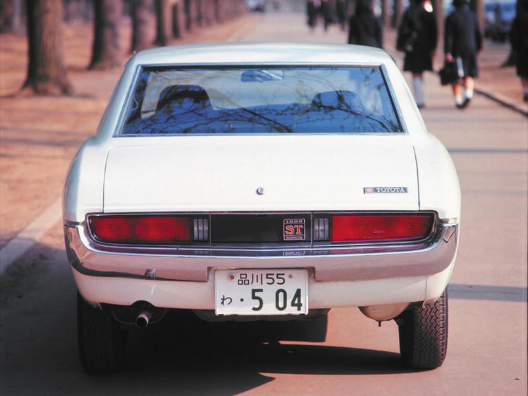 トヨタ セリカ1600GT（昭和45／1970年12月発売・TA22型） 【昭和の名車・完全版ダイジェスト061】