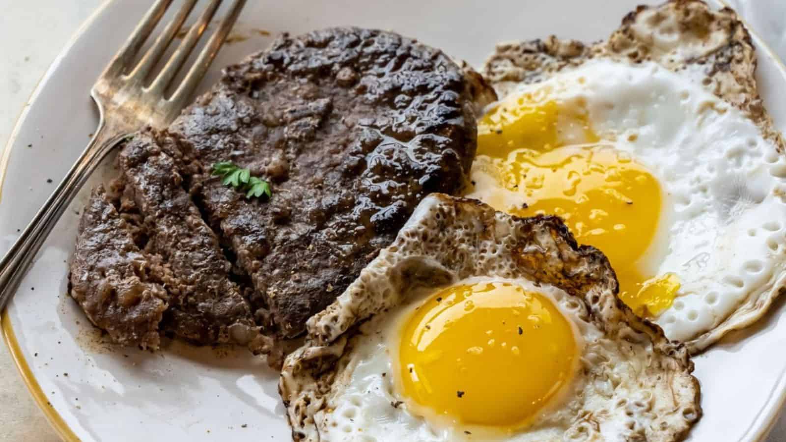 <p>Start your day with a scrumptious breakfast! Whether you’re camping in your RV or enjoying a lazy Sunday at home, cooking on your Blackstone promises deliciousness with ease!<br><strong>Get the Recipe: </strong><a href="https://laraclevenger.com/blackstone-breakfast/?utm_source=msn&utm_medium=page&utm_campaign=msn">Blackstone Breakfast</a></p>