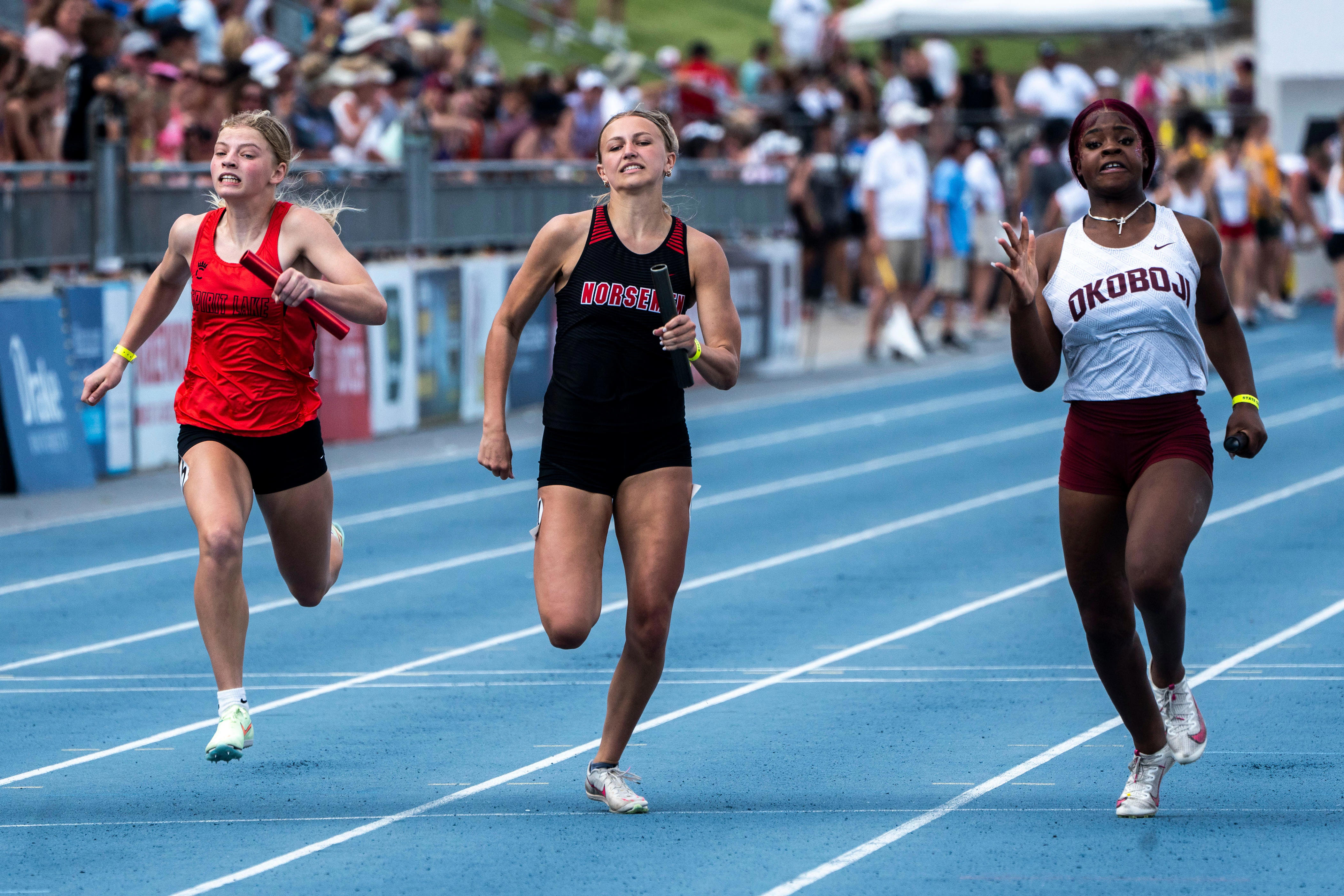 How a RolandStory relay quartet ended the Iowa state track meet with