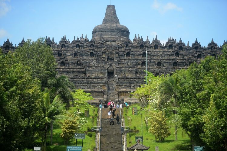 Tanpa Perlu Antre Panjang! Simak Cara Beli Tiket Naik Ke Candi ...