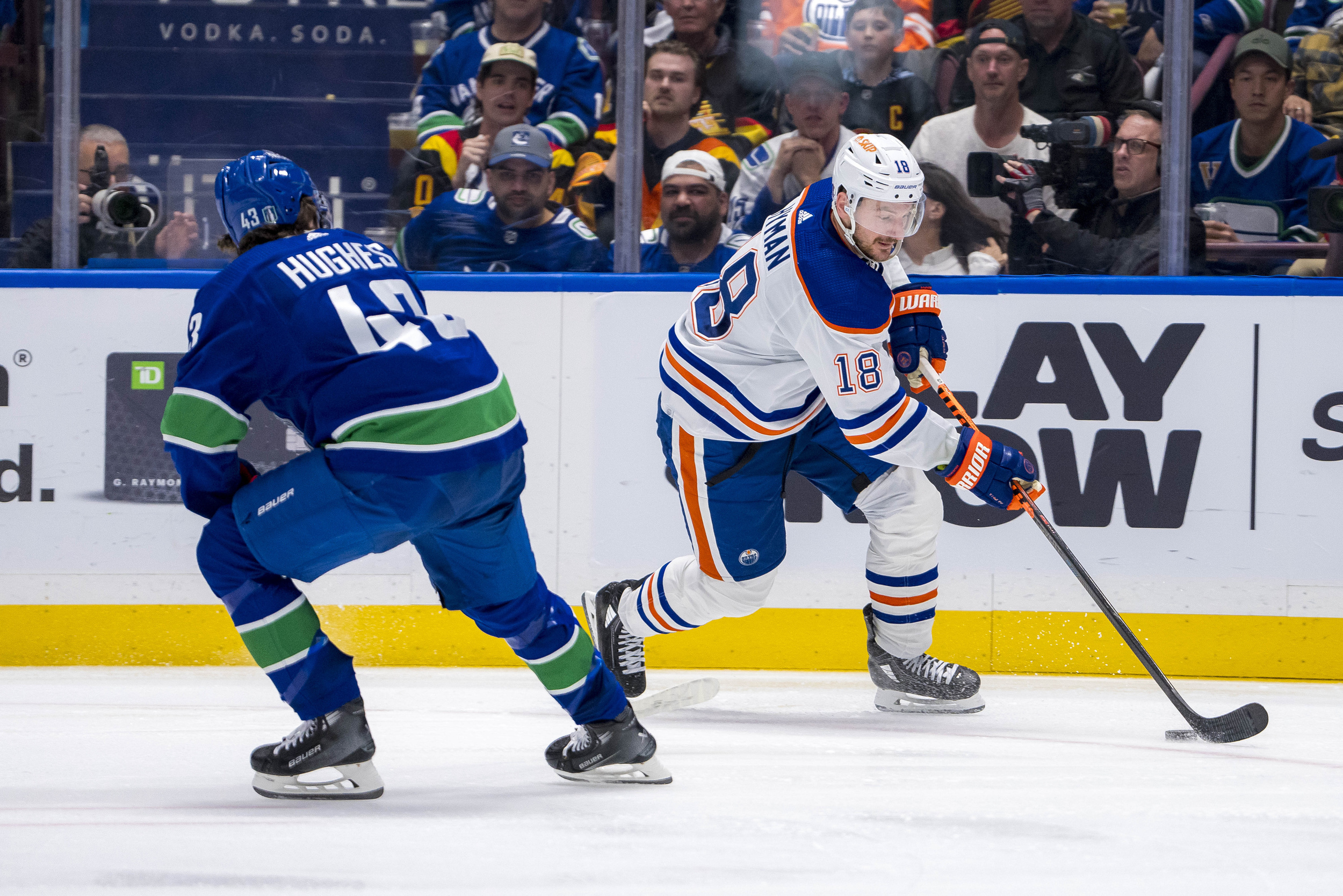 Oilers’ Bottom Six Underperformance A Major Concern Vs. Canucks