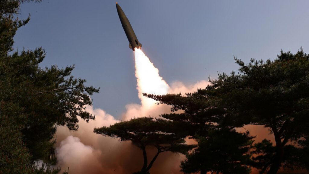 corea del norte prueba nuevo misil táctico; cómo funciona