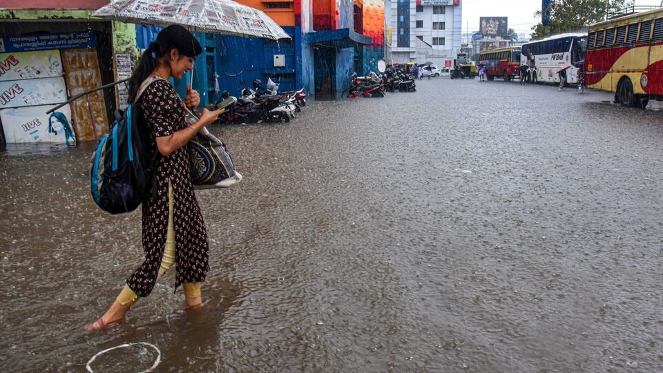 Kerala Rains: IMD Issues Red Alert For Heavy Showers Till May 20 In ...