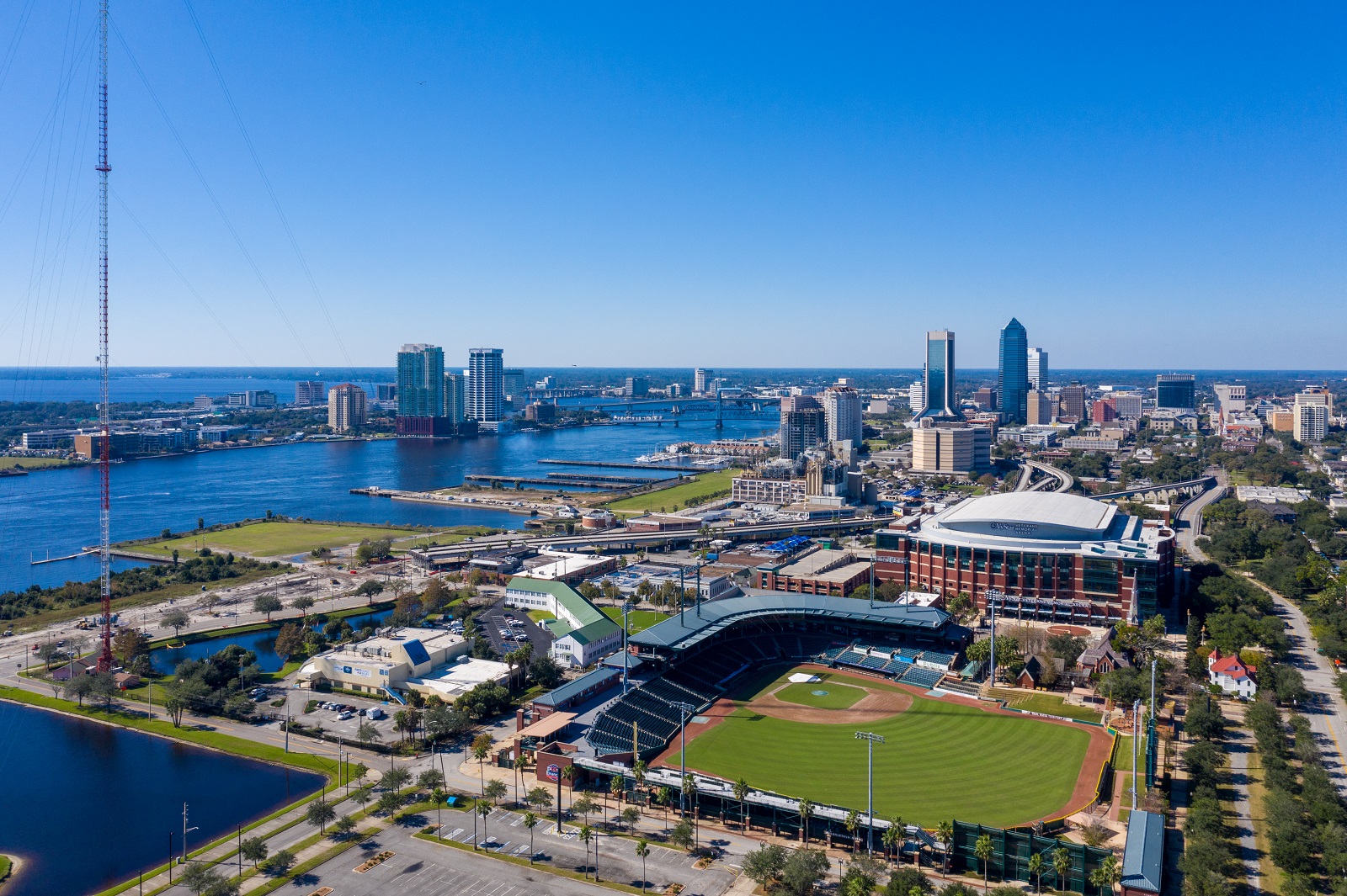 <p class="wp-caption-text">Image Credit: Shutterstock / NEFLO PHOTO</p>  <p><span>Jacksonville’s expansive geographic area makes driving the most practical mode of transportation. Traffic is typically light compared to other major cities.</span></p>