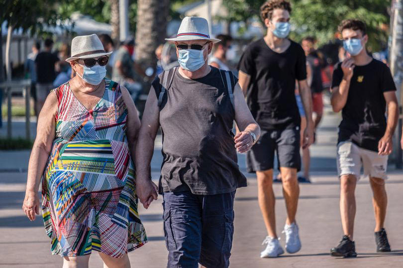 facemasks may not protect us against new covid variants for worrying reason