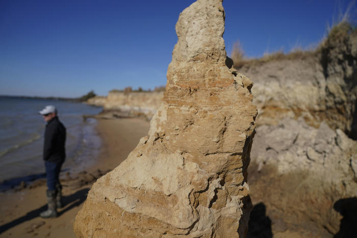 ancient chesapeake site challenges timeline of humans in the americas