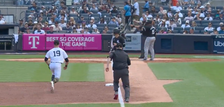 Yankees catcher Jose Trevino picked off a runner after alertedly noticing  he was distracted by the umpire