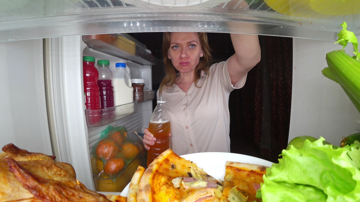 Experts Warn People To Never Refrigerate These 15 Food Items 8536