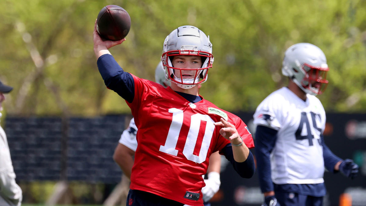 new england patriots rookie qb and rookie wr building strong connection