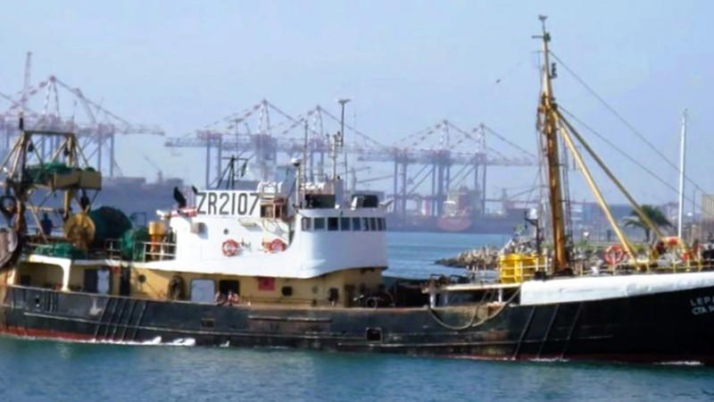 11 fishermen presumed drowned: only 9 of sunken trawler’s 20 crew rescued