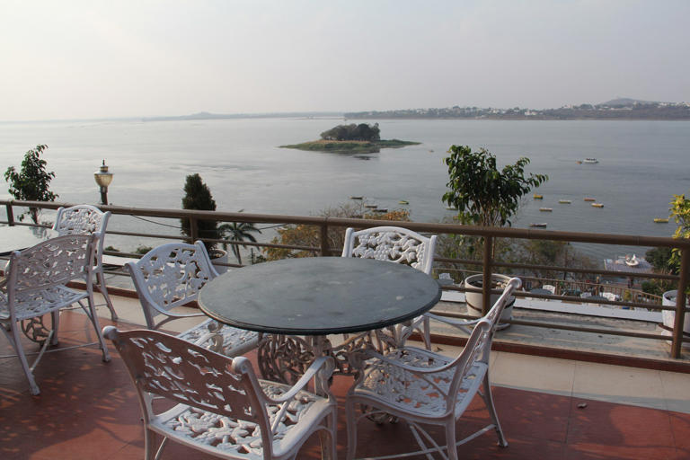 Bhopal is known as the city of lakes. Work on a series of artificial lakes began more than 1,000 years ago under Raja Bhoj, the ruler after whom the city is named. Photo: Kalpana Sunder