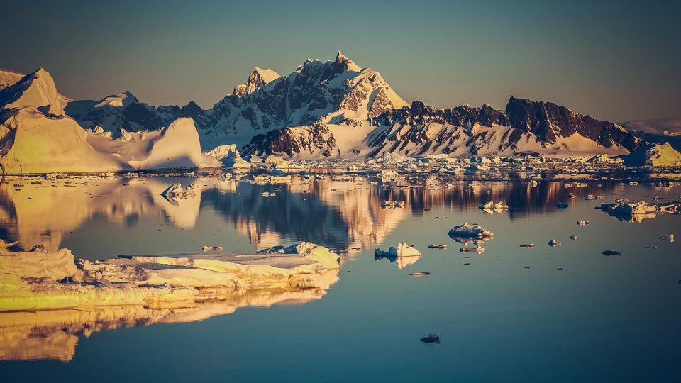 Ocean Water Is Rushing Miles Underneath The ‘Doomsday Glacier’ With ...