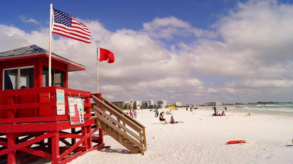 <p>Boasting what’s been dubbed the “world’s finest, whitest sand,” Siesta Key is not just a beach town; it’s a dreamy landscape. The sand is 99% quartz, so it’s always cool underfoot—a real plus in the sizzling Florida heat.</p>