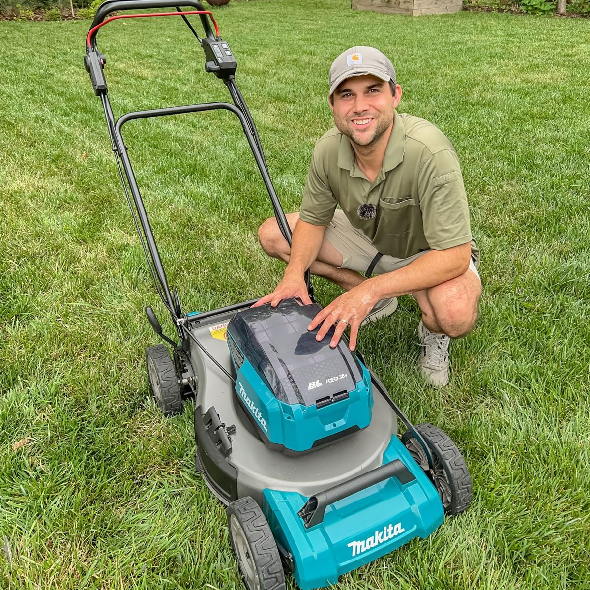 7 Best Lawn Mowers for Small Yards, According to a Lawn Expert