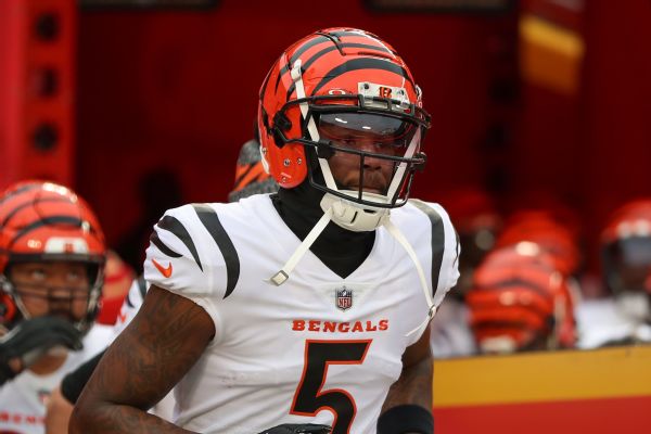 Source: Tee Higgins Not Expected To Sign Tender Before Bengals OTAs