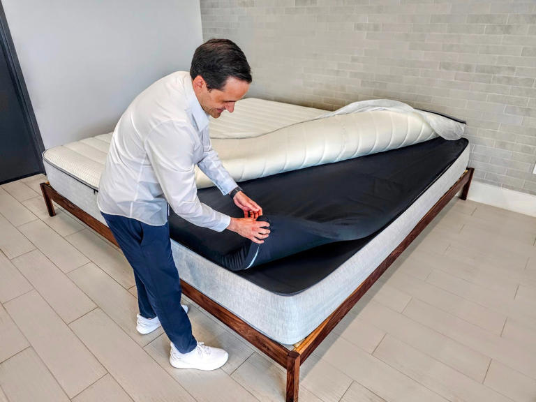 Nolah CEO Stephen Light loves getting geeky with mattress design. Here, he shows off an upcoming release: an Alaskan king bed delivered to you in three boxes. James Brains/Business Insider