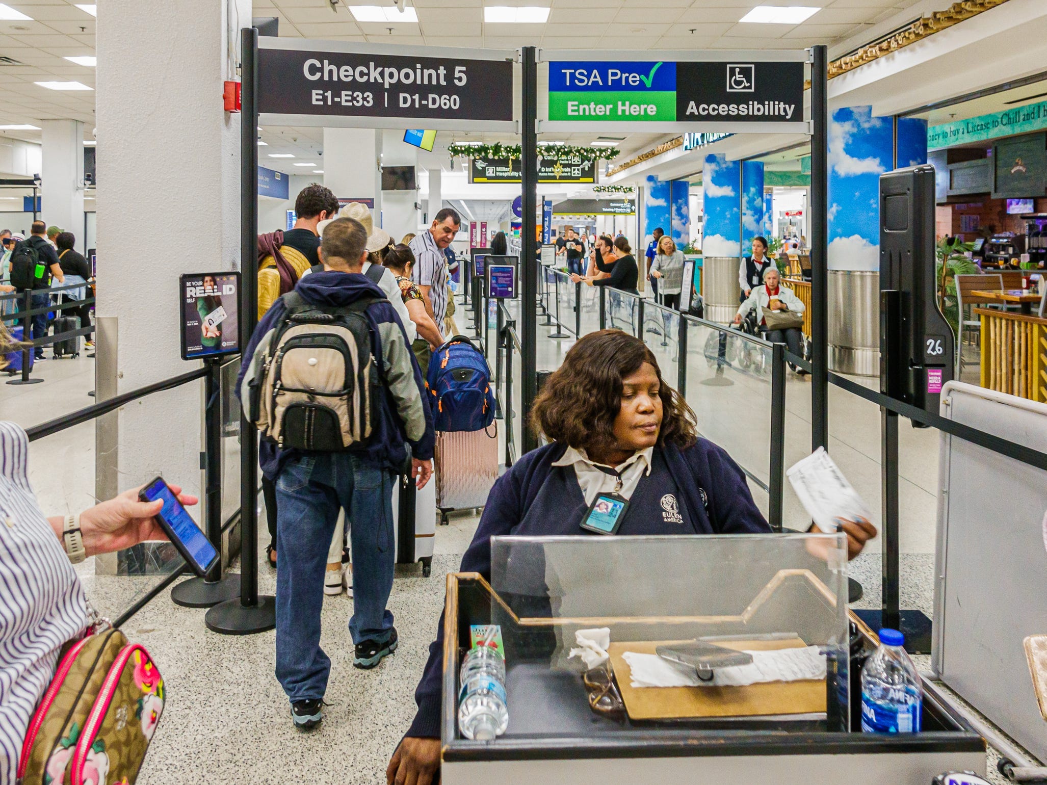So you finally got TSA precheck. Here's how to avoid being the most annoying person in line and