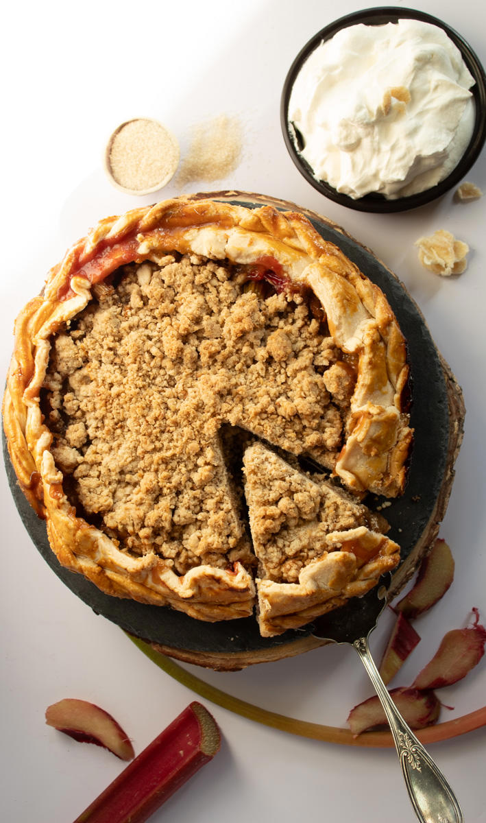 Rhubarb Oat Crisp Tart With Flaky Butter Crust And A Hint Of Apple 8126