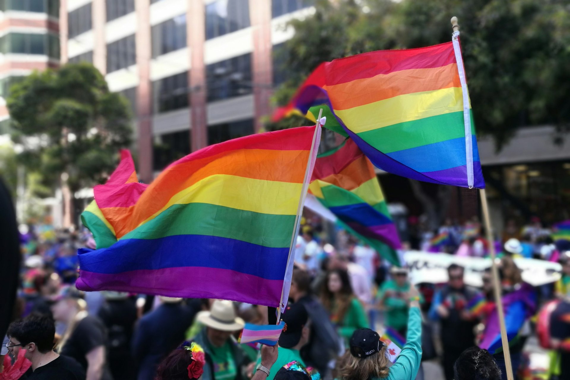 <p>The US authorities inform those who go to the various LGBTQ+ pride celebrations held around the world to take precautions, presumably due to the increase in hate crimes. However, they do not advise against any specific destination in this area.</p> <p>Image: yy / Unsplash</p>