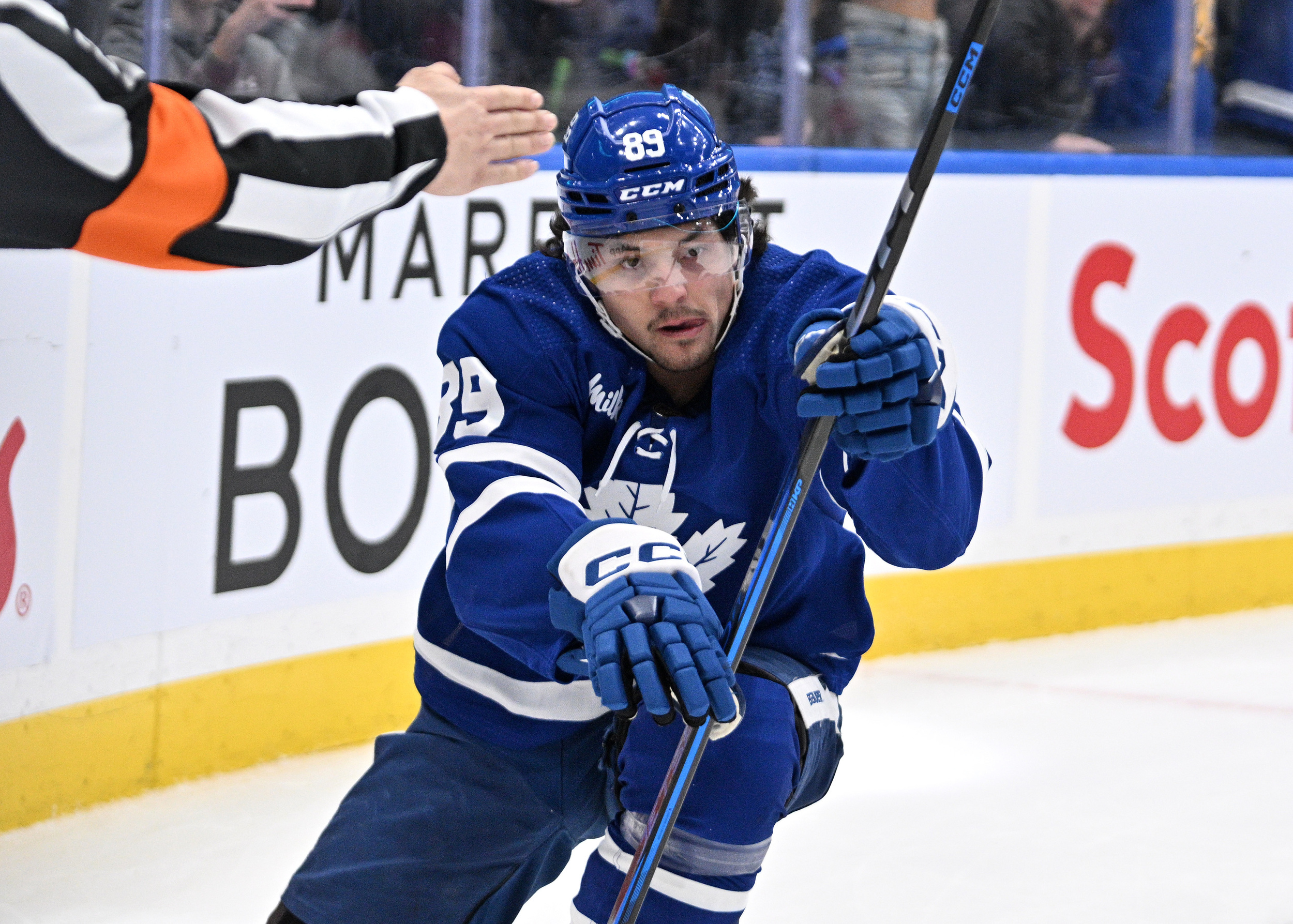 Maple Leafs Nick Robertson: Overcoming Injuries And Proving His Value