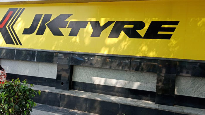 a bullish brokerage note on jk tyre gets the entire sector buzzing; stocks rise up to 11%