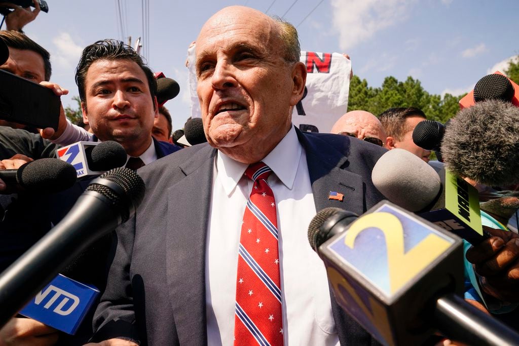 Rudy Giuliani Ordered To Appear In Arizona Within 30 Days; 11 Others ...