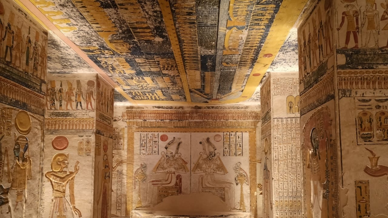 The Mysteries Of Cleopatras Tomb 7 Facts We Now Know