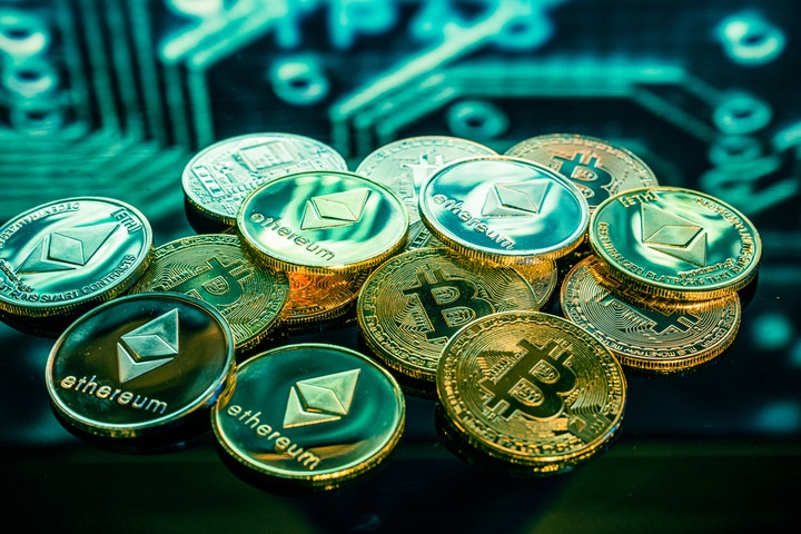 Bitcoin Retraces, Ethereum, Dogecoin Inch Higher As Market Positions ...