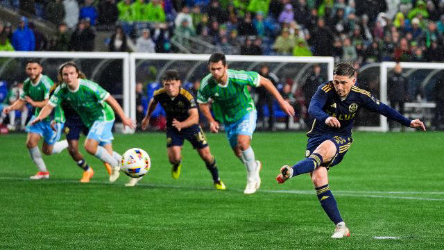 Whitecaps lose to Cavalry but advance to Voyageurs Cup semifinals