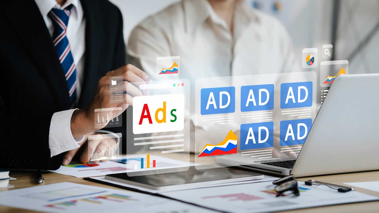 Google Plans To Bring Ads In Search AI Overviews