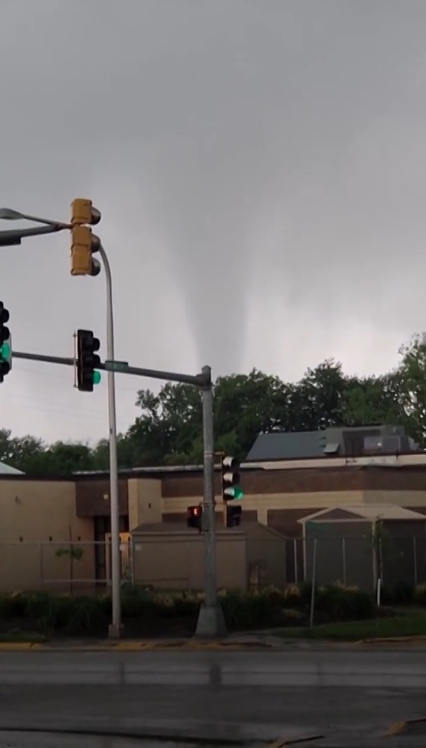 Tornado Devastates Iowa Town, Killing Multiple People As Powerful ...