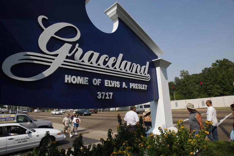 Judge pauses auction of Elvis Presley’s Graceland mansion