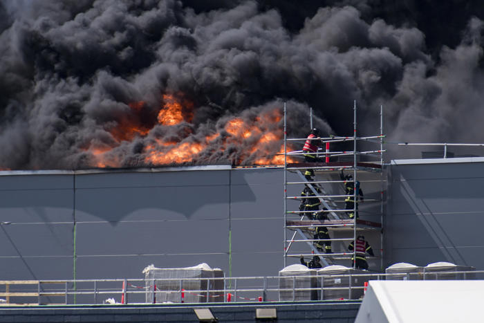 δανία: τεράστια φωτιά στα γραφεία του φαρμακευτικού κολοσσού που παρασκευάζει το ozempic