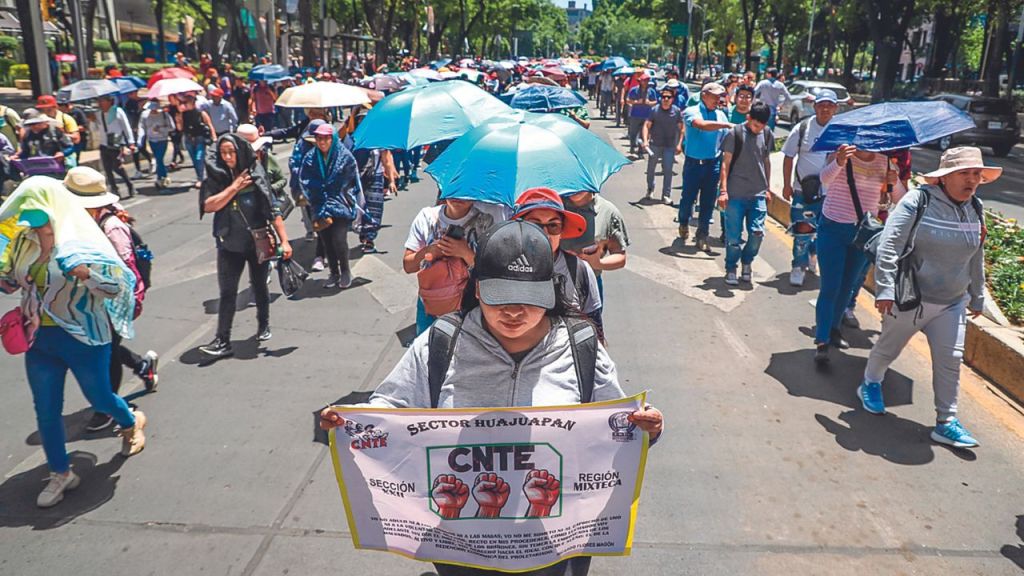 Bloqueos De La CNTE Desquician Vialidades Y Zonas En La Capital