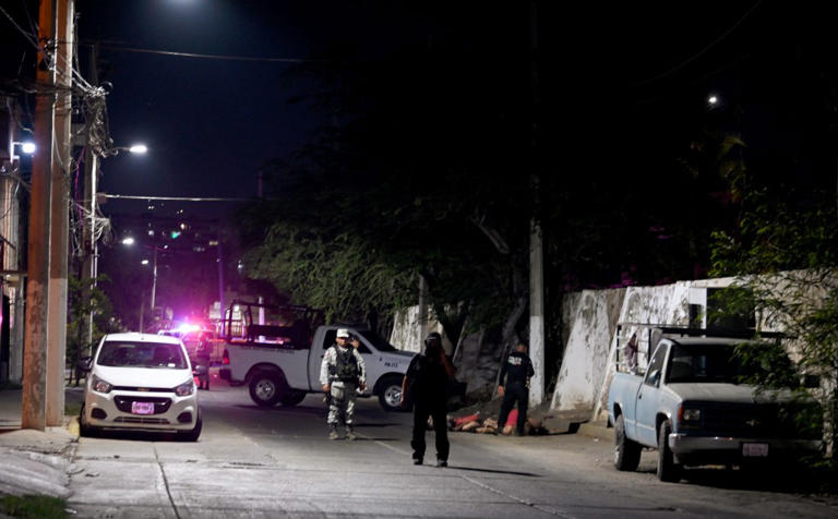 The bodies of 4 men, 2 women found strangled, piled up at Acapulco ...