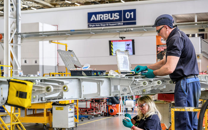 airbus to hire 400 british engineers in race against crisis-hit boeing