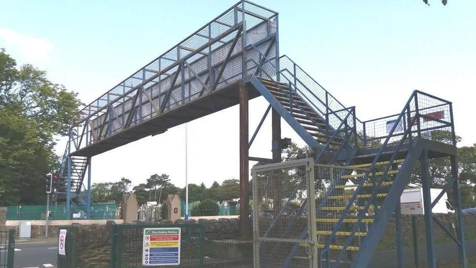 reinstatement of tt footbridge to be revisited