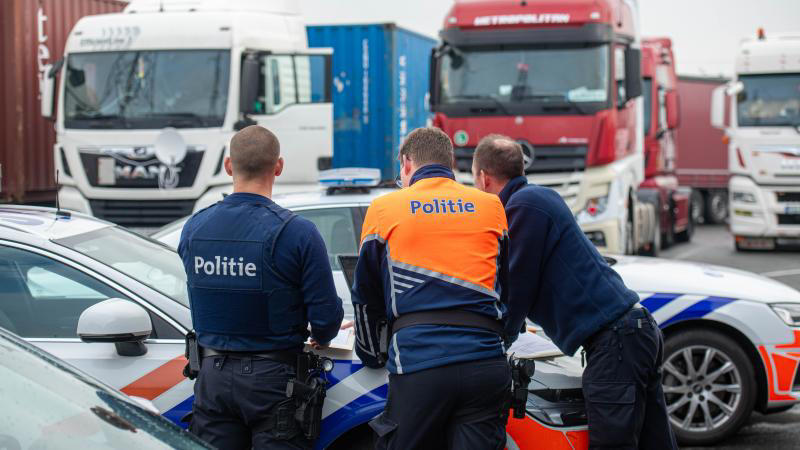 pourquoi 430.000 belges « sélectionnés au hasard » recevront un courrier de la police