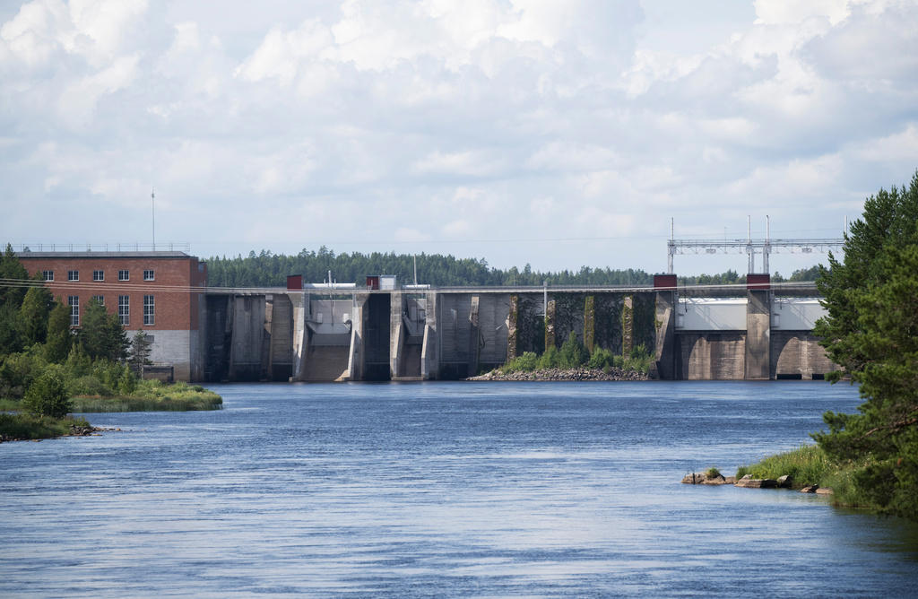 vattenkraftverk i jämtland stoppat efter läcka